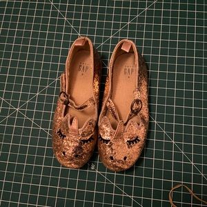 Gap Gold pink sequined unicorn shoes